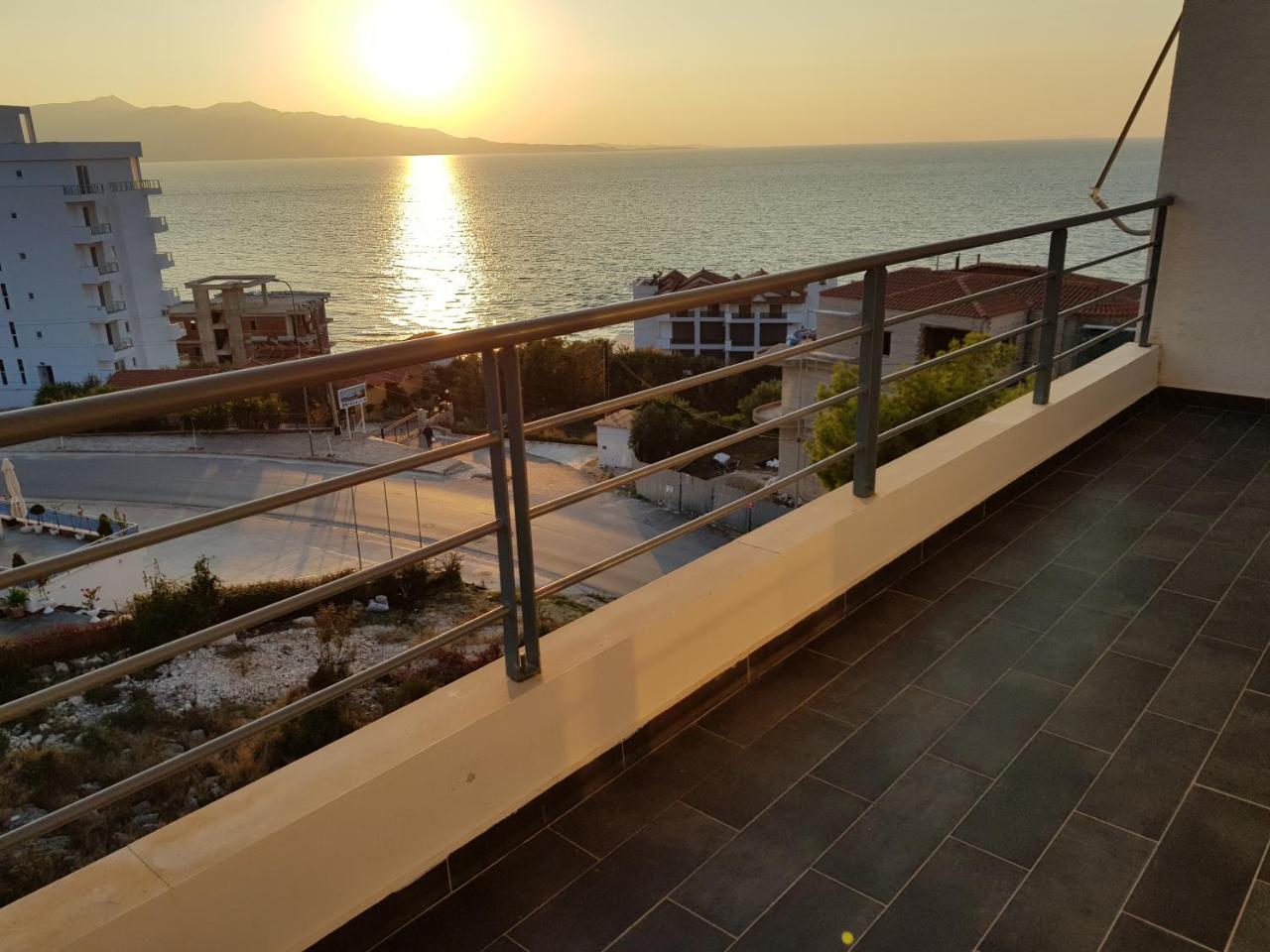 Apt Sarandë Exterior foto